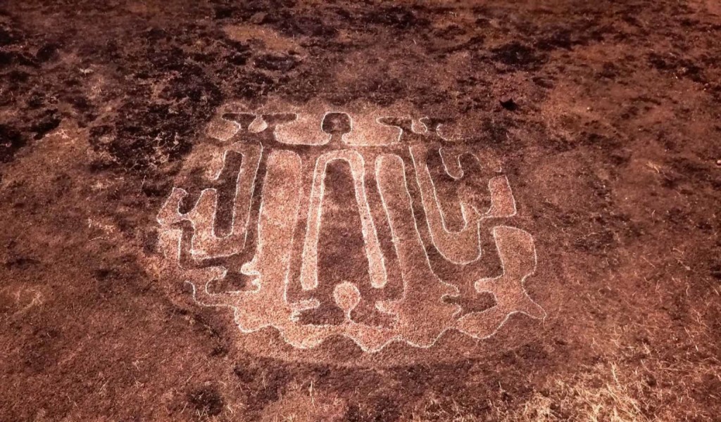 Misteriose incisioni rupestri risalenti al 10.000 a.C.